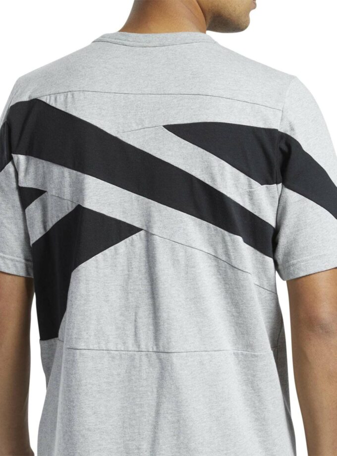 Reebok Men’s Oversized T-Shirt