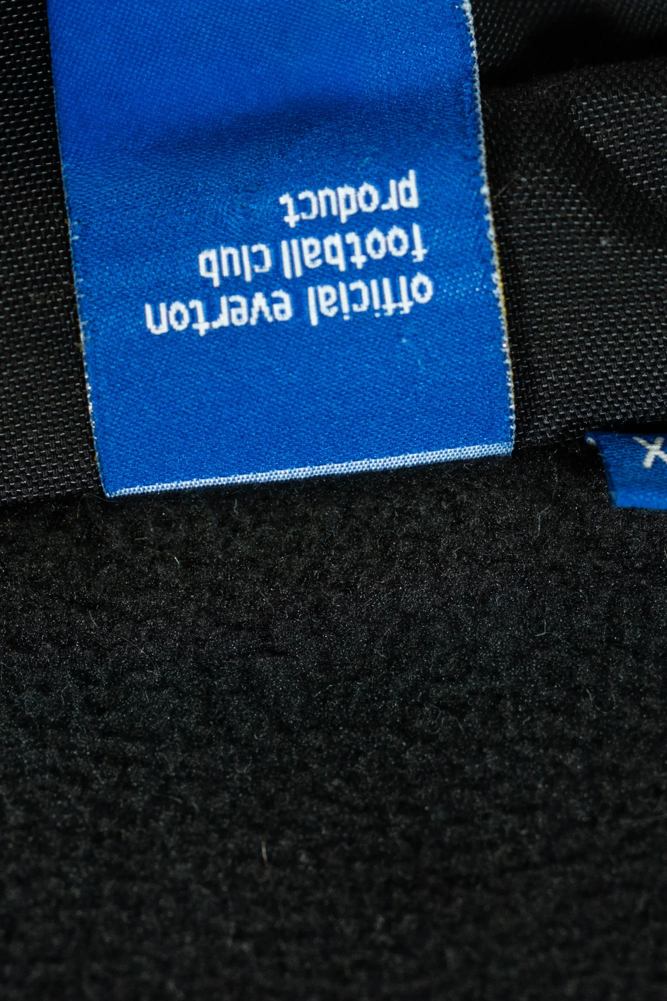 Everton Fashion – Black Hooded Jacket with 1878 Graphic - Image 7