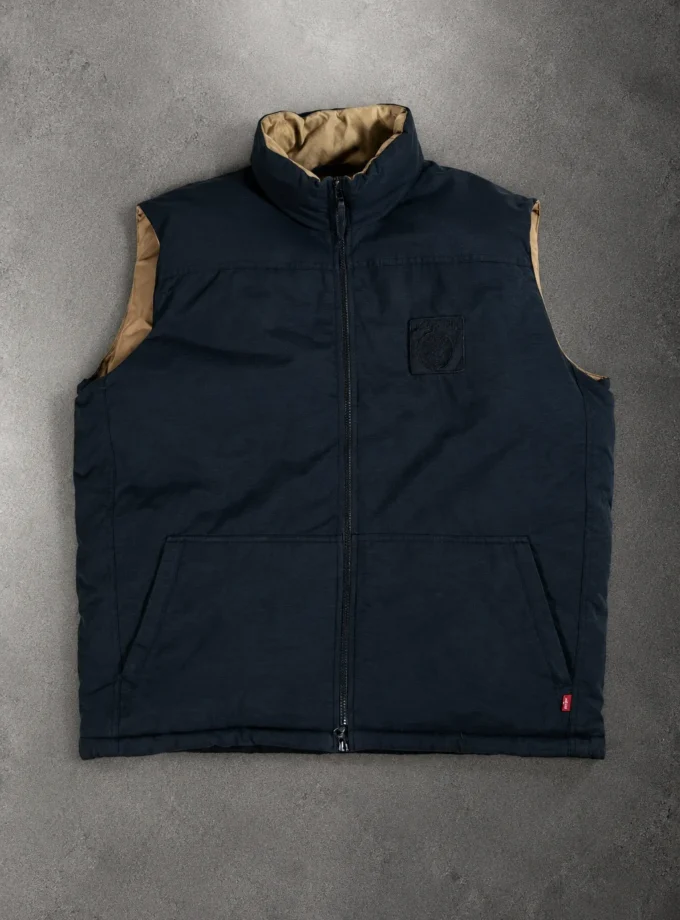 Levi’s black padded puffer vest size XL