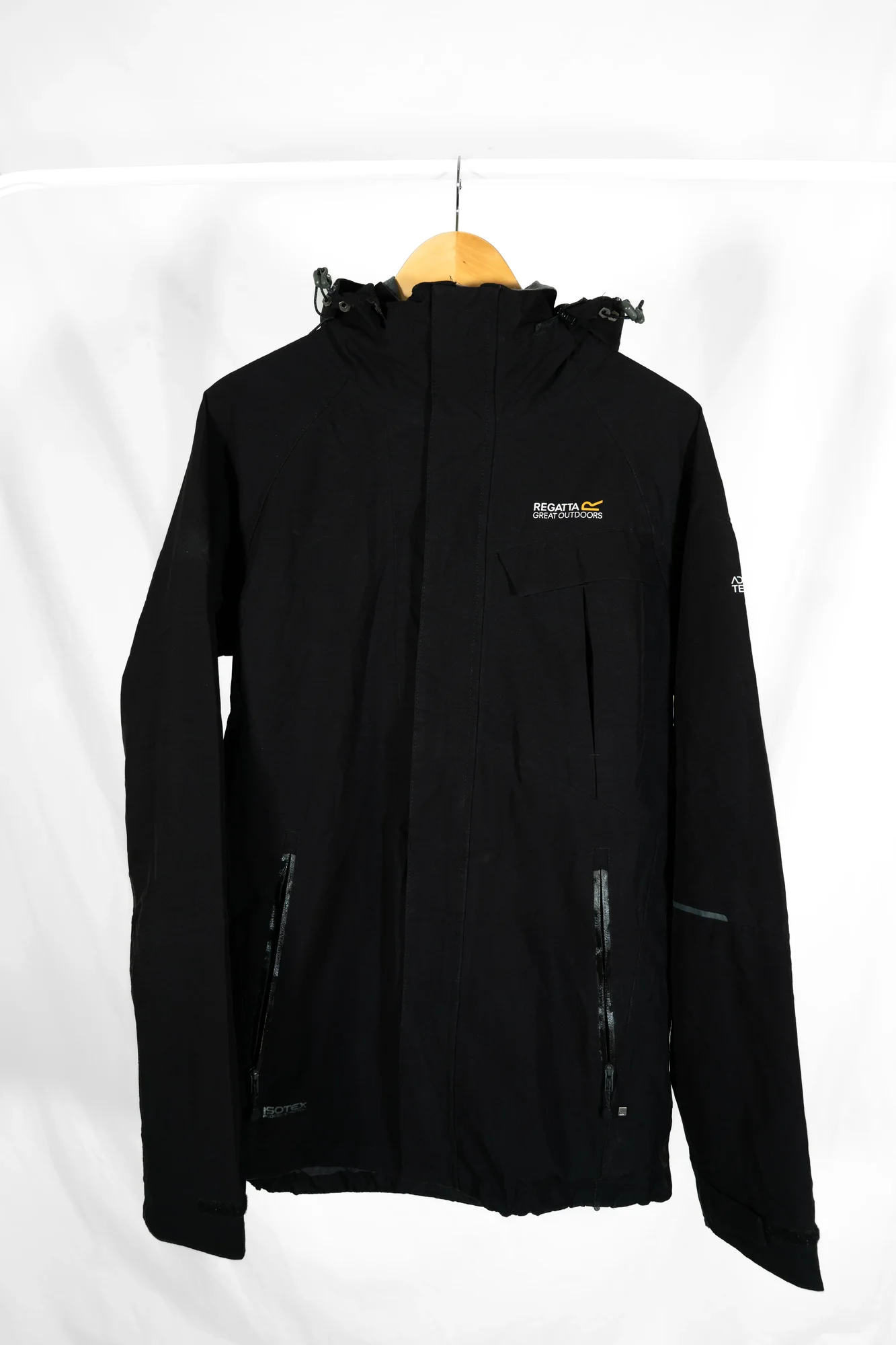 Regatta – Black ISOTEX 5000 Waterproof Hooded Jacket - Image 11