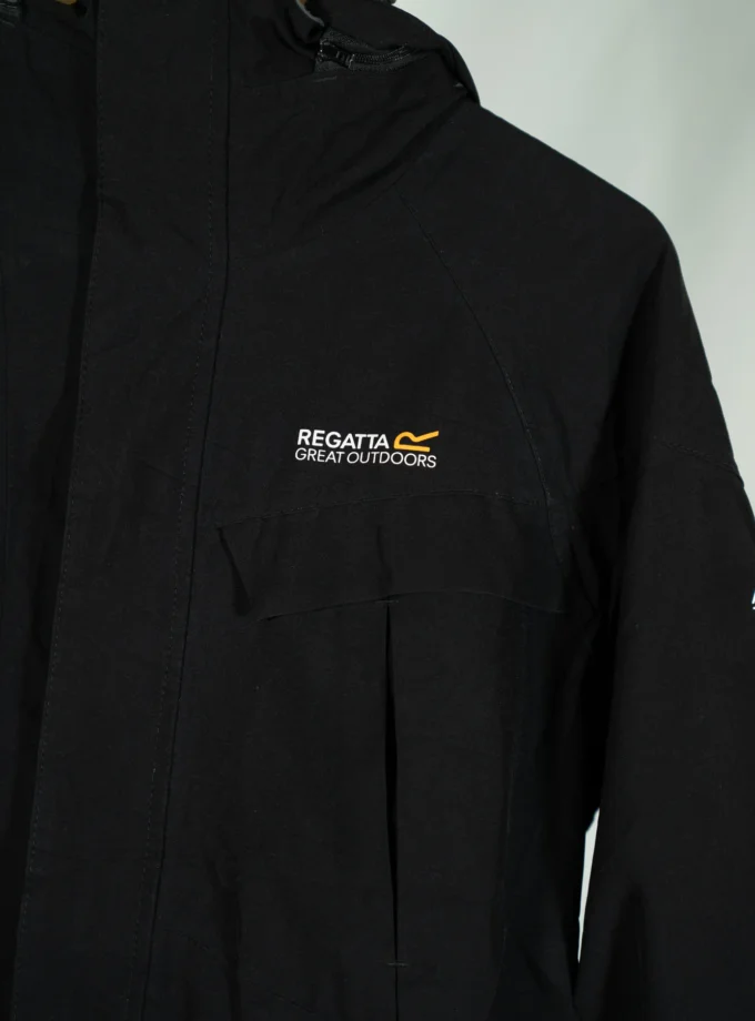 Regatta – Black ISOTEX 5000 Waterproof Hooded Jacket