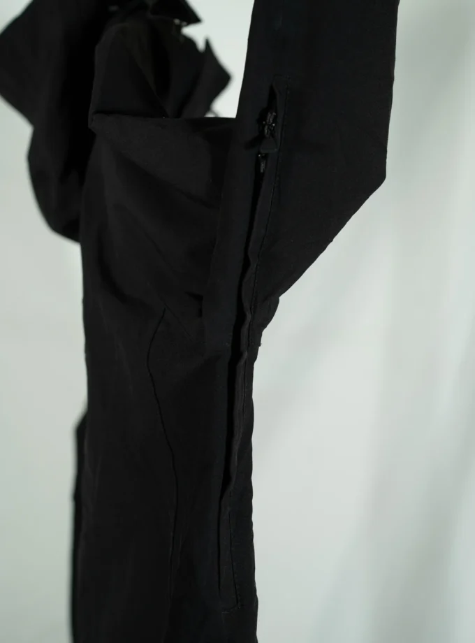 Regatta – Black ISOTEX 5000 Waterproof Hooded Jacket