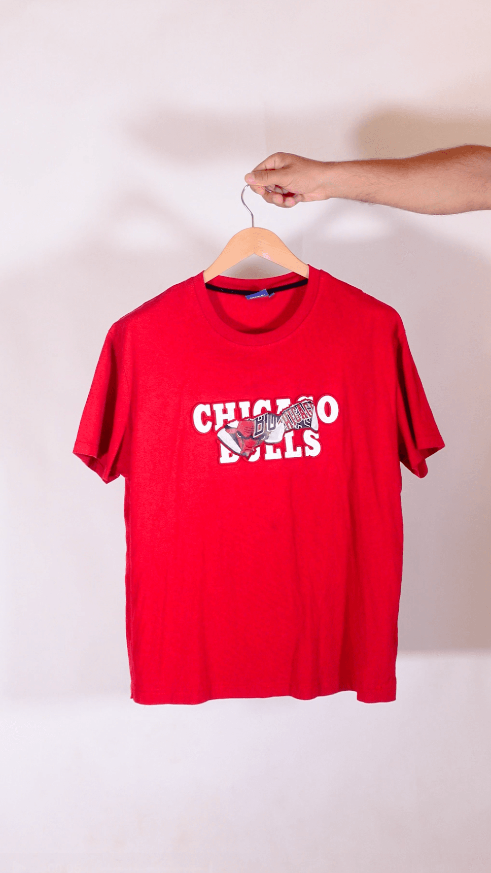 Chicago Bulls Red Graphic T-Shirt - Image 5