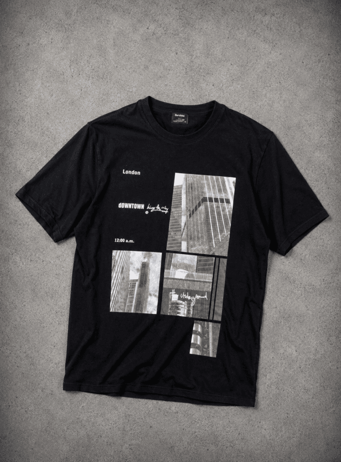 Bershka London Downtown Graphic T-Shirt – Black