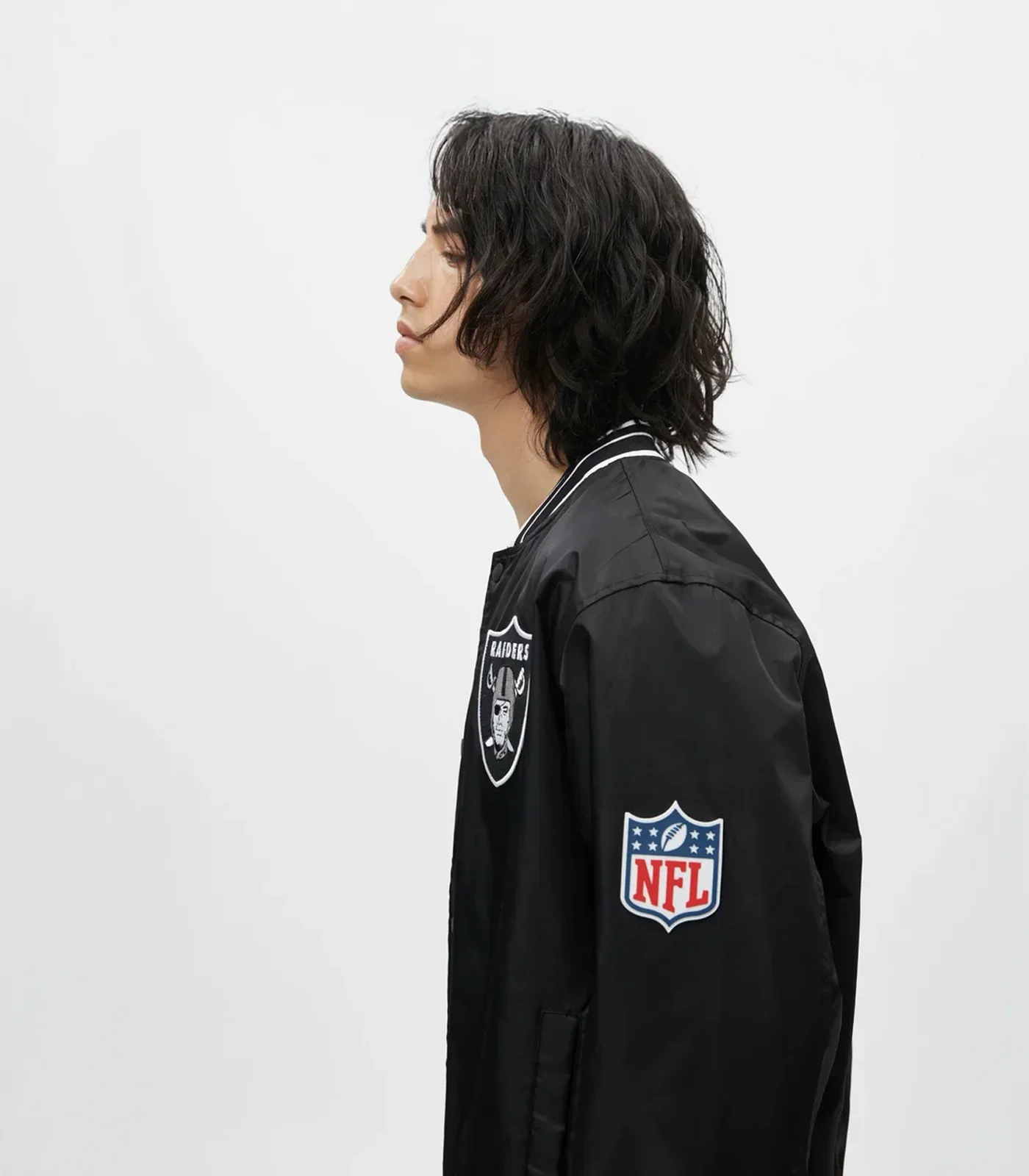 Pull&Bear – Las Vegas Raiders Black Varsity Jacket - Image 3